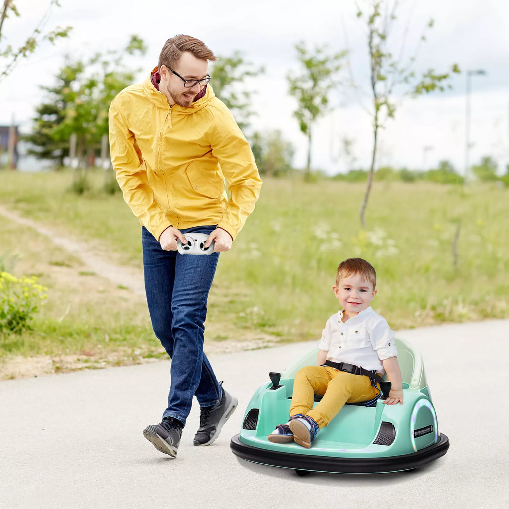 Automobiliai, 360° sukimasis, 2 km/h greitis, saugos diržai, LED žibintai, muzika ir signalas, žalia spalva