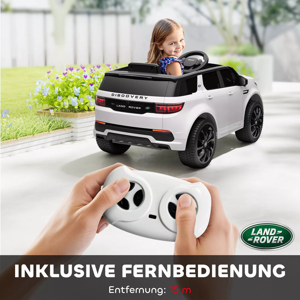 Informacinė grafika apie balto elektromobilio nuotolinio valdymo pultą