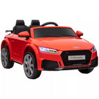 Raudonas vaikiškas elektrinis Audi automobilis