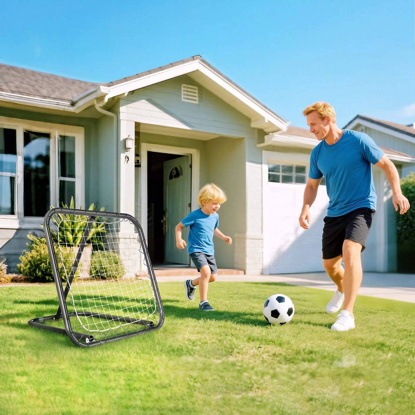 Futbolo atmušėjas, 78 x 84 cm atmušimo sienelė su kuoliukais, reguliuojama 5 pakopomis, nešiojama, "Kickback" vartai, futbolo vartai jaunimui, futbolo treniruočių priedas beisbolo treniruotėms, baltas
