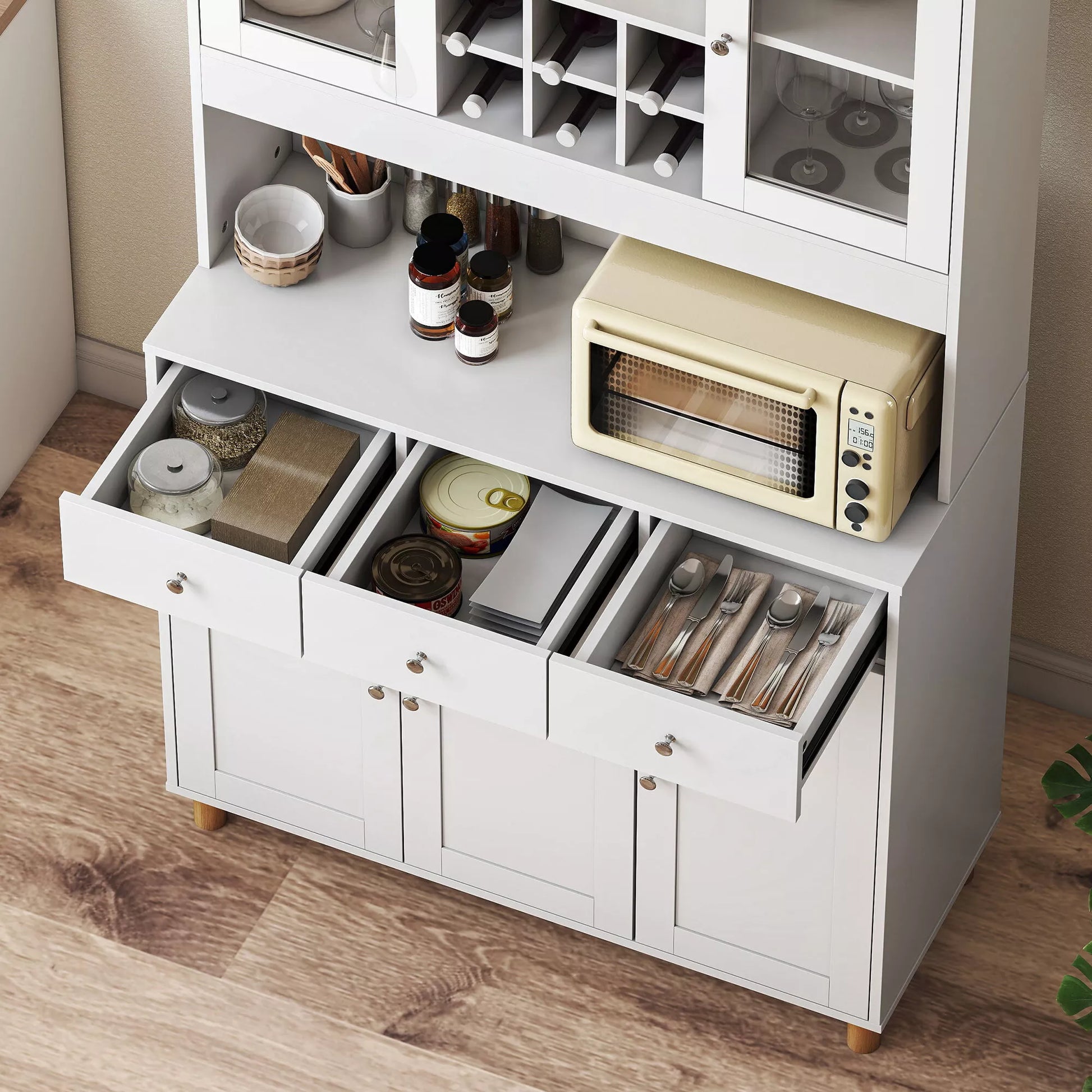 180 cm virtuvės spintelė, 2 stiklinės durys, 3 stalčiai, 4 reguliuojami lentynos, valgomojo spintelė, medžio drožlių plokštė, balta