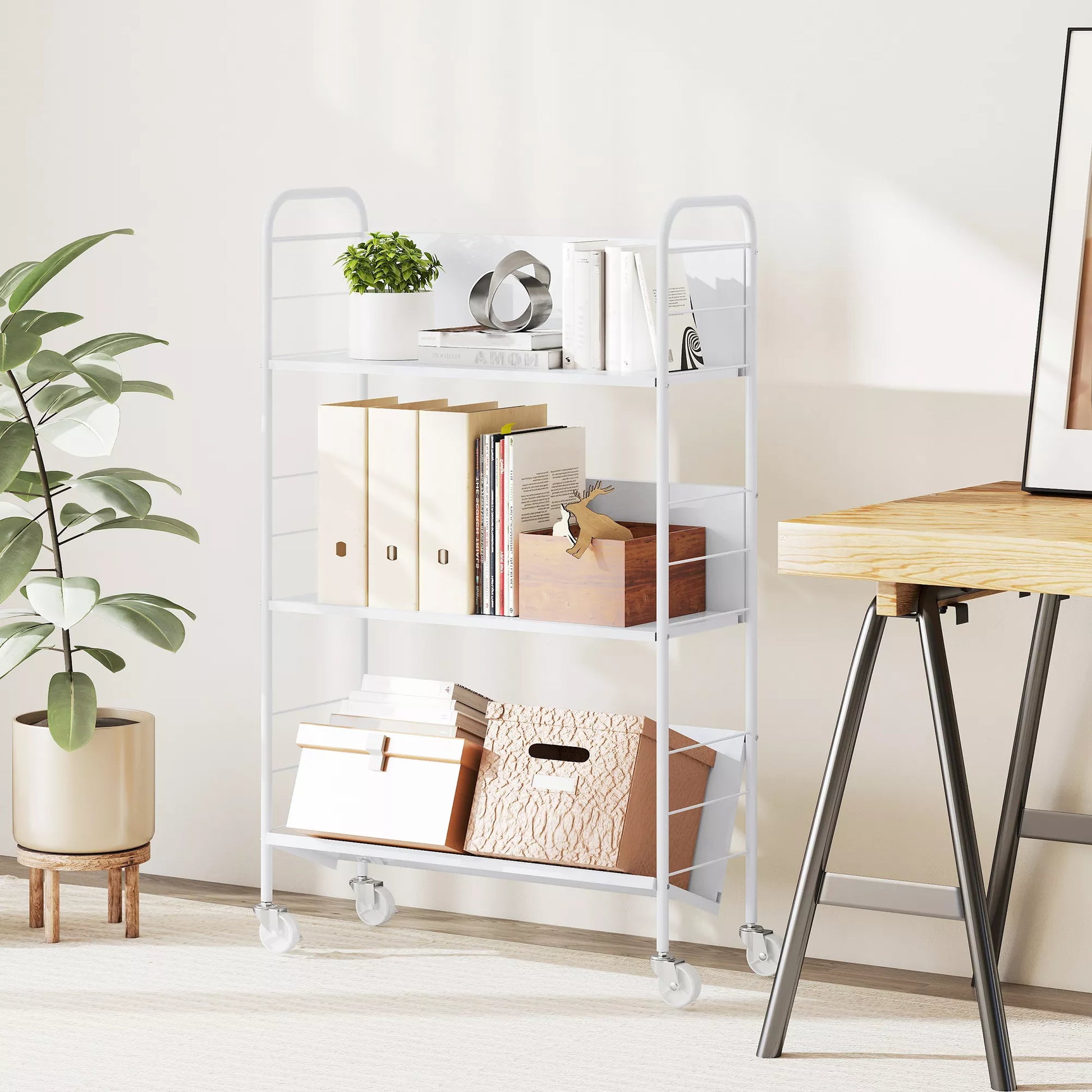 Saugykla su 3 lentynomis, ratukais, žaislų lentyna miegamajam, 69 x 26 x 108 cm, balta