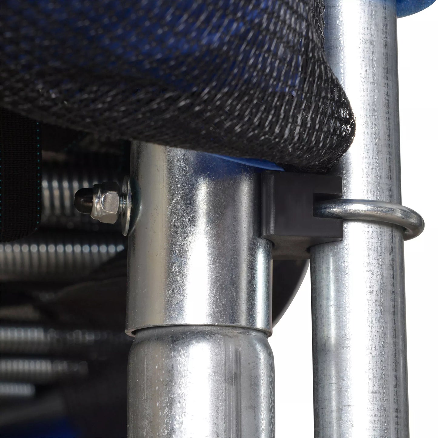 Trampolinas su apsauginiu tinklu, sodo batutas vidaus ir lauko naudojimui, fitneso batutas paaugliams ir suaugusiems. Plienas, mėlyna+juoda. Iki 113,6 kg. Ø305 x 248A cm