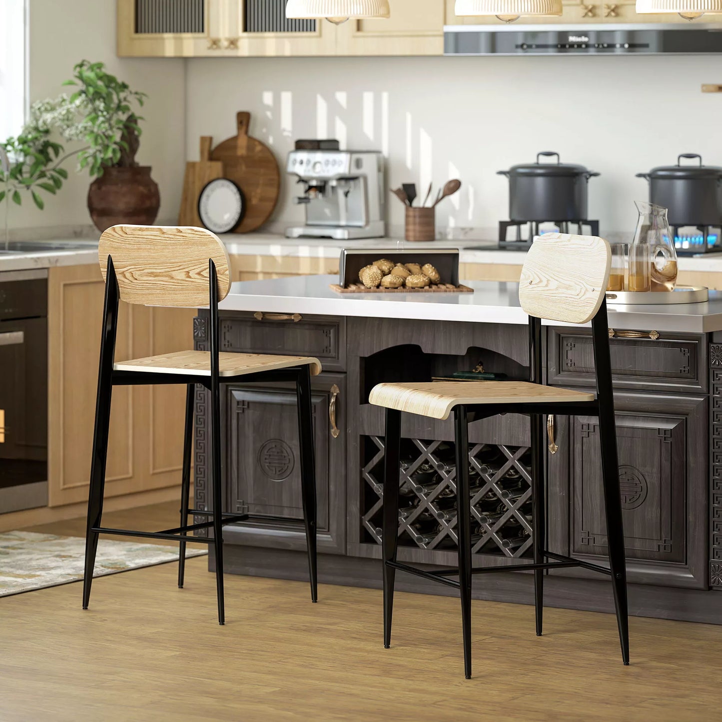 Medinio stiliaus, baro kėdžių komplektas (2 vnt.), medis ir metalas, šviesiai ruda spalva