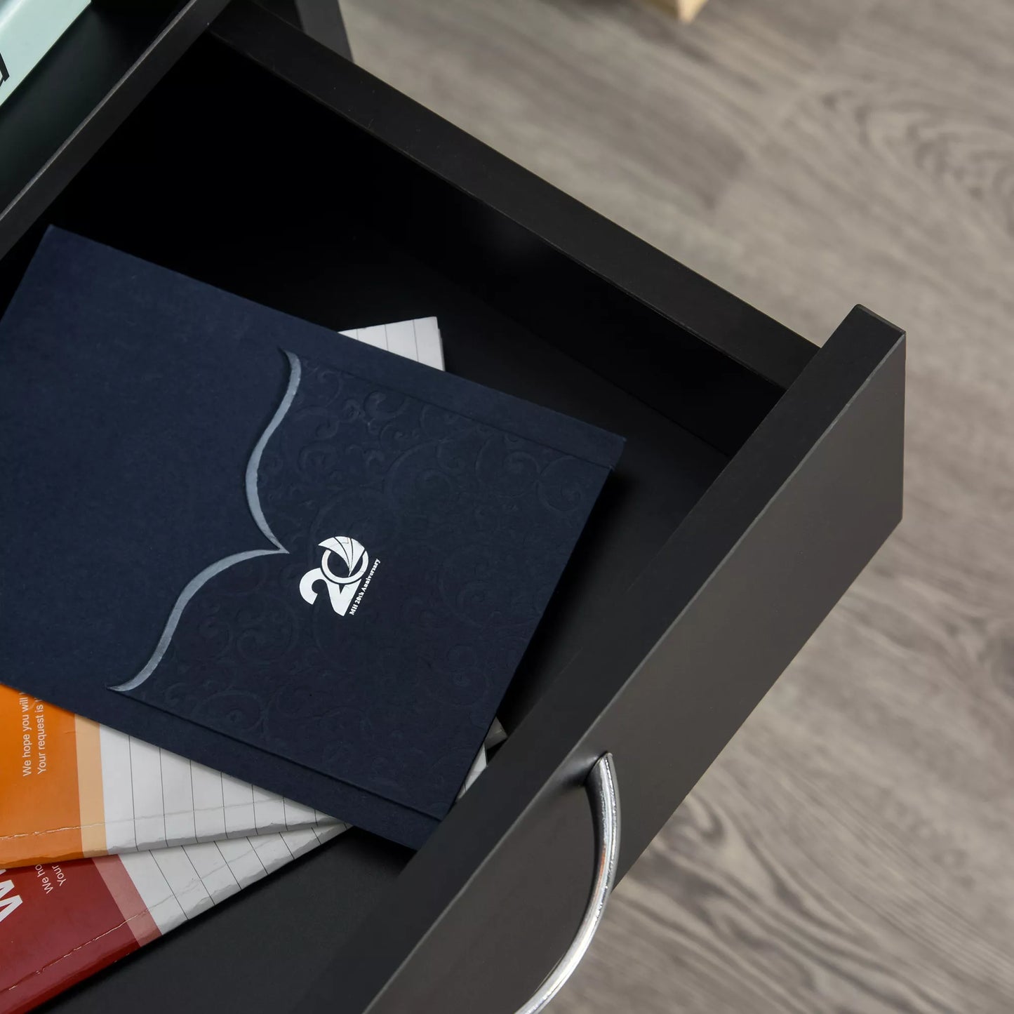 Mobilus konteineris, 1 skyrius, 1 lentyna, 1 stalčius, 40 cm x 3 cm x 60 cm, juodas