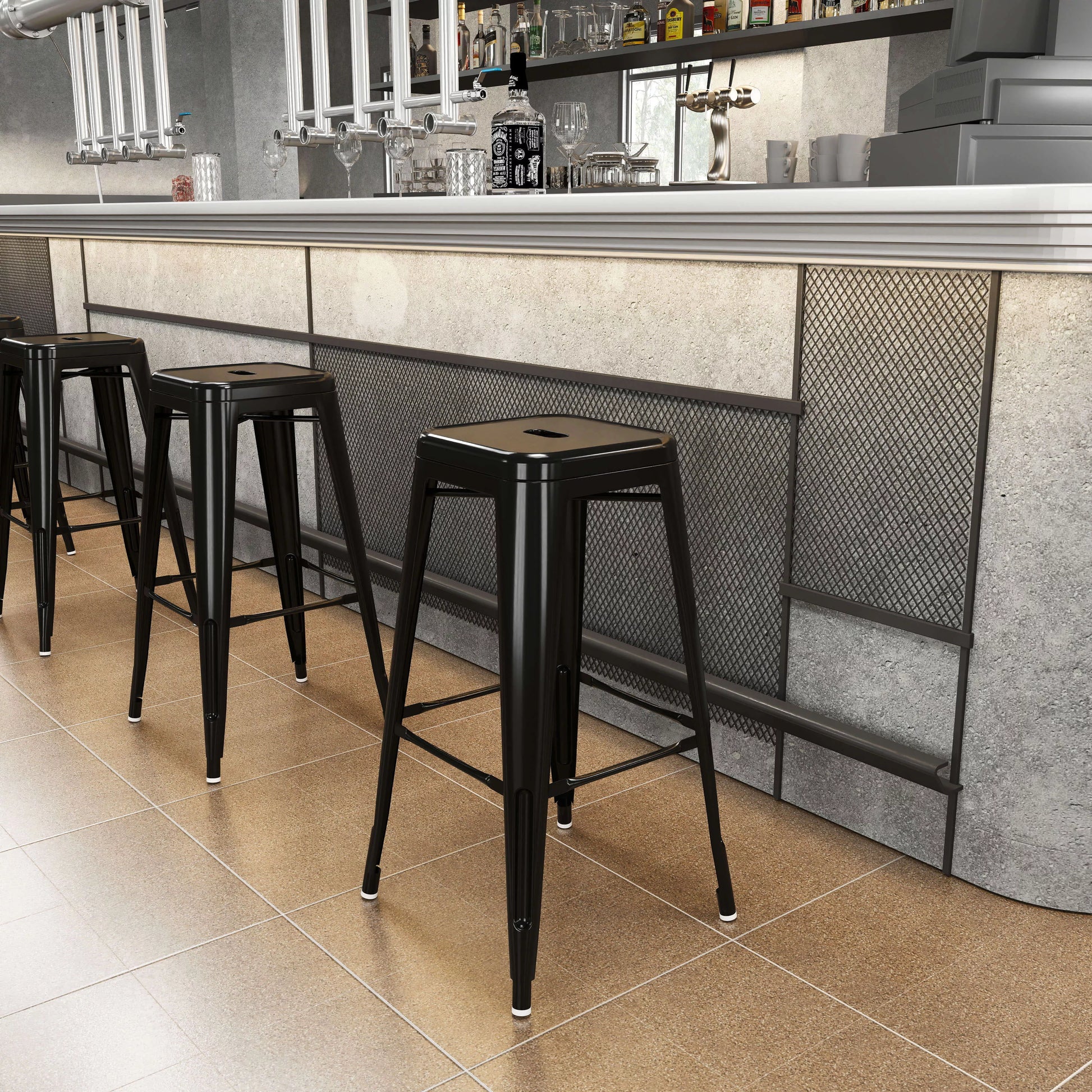4 vnt. rinkinys: metalinės baro kėdutės, skirtos naudoti viduje ir lauke, sukraunamos konstrukcijos, juodos spalvos