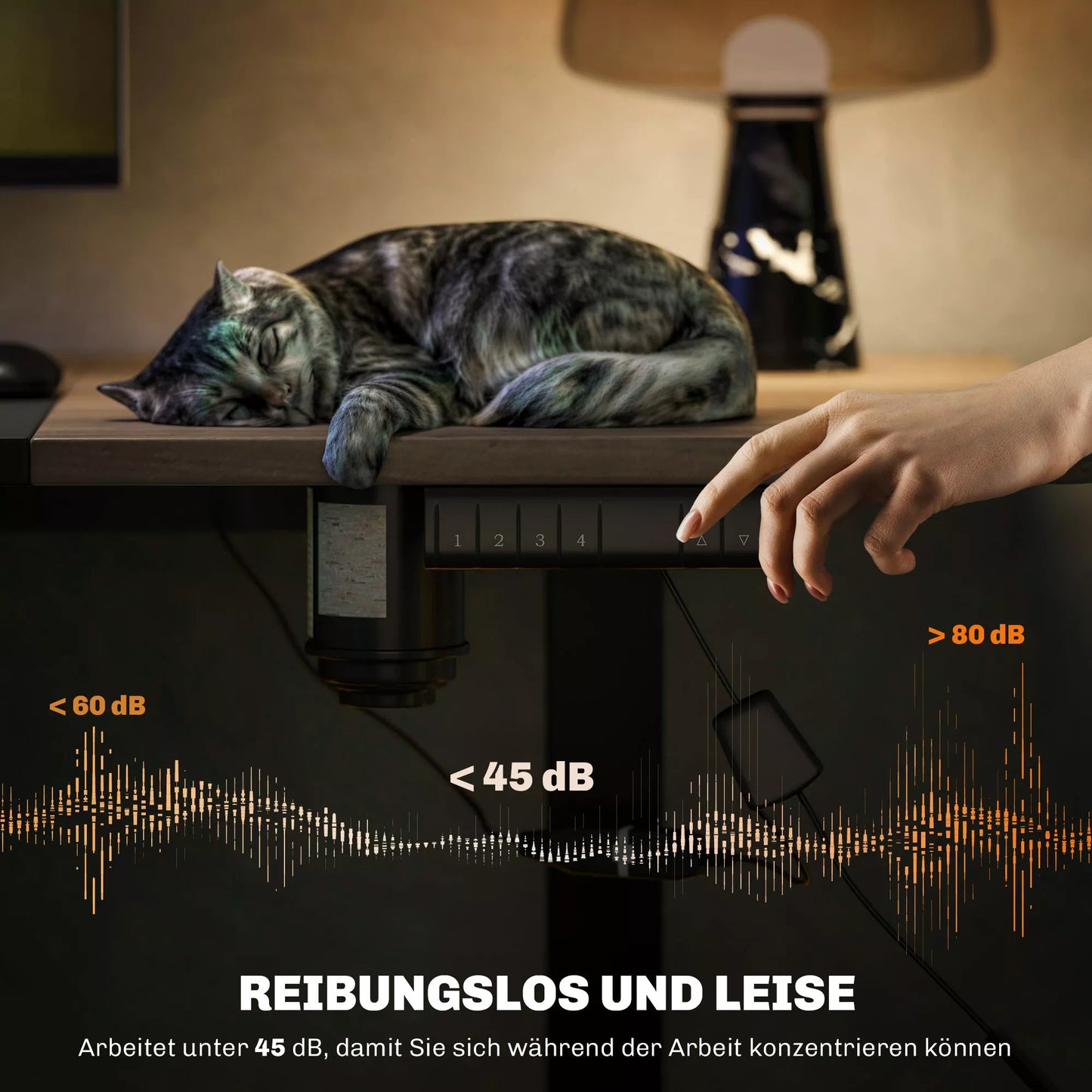 Elektrinis aukščio reguliavimo stalas 140 x 70 cm, 4 atminties nustatymai, 4 dalių stalviršis, stovimo-sėdėjimo stalas su anti-kolizijos funkcija, apsauga nuo perkaitimo, juodas