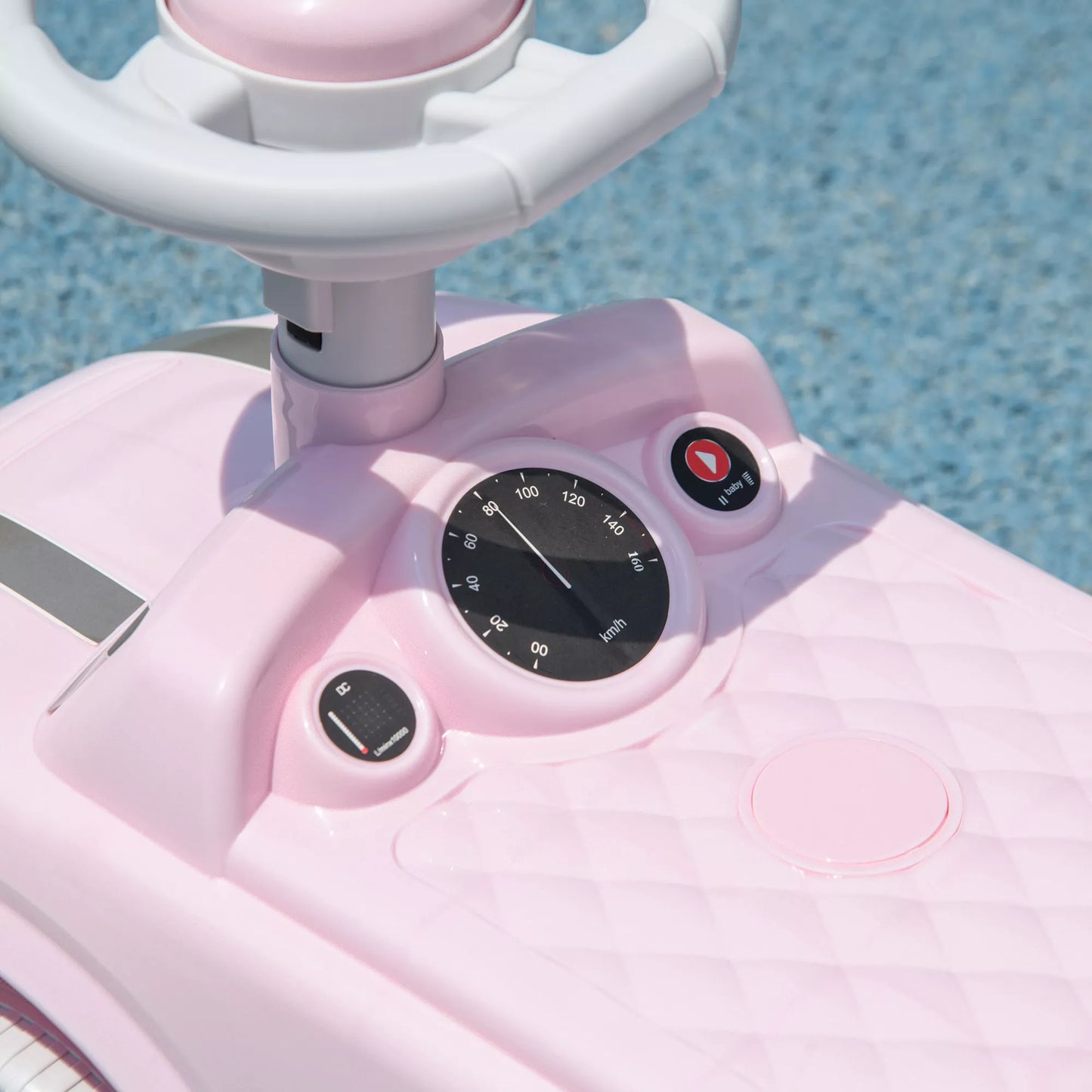 Vaikiškas pasivažinėjimo automobilis, apsauga nuo apvirtimo, garso signalas, neslystanti sėdynė, vaikams nuo 1,5-3 metų, iki 25 kg, rožinis