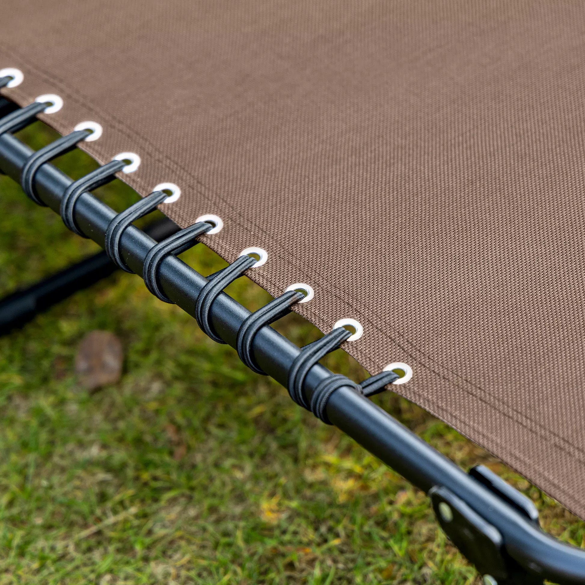 Gultas, sulankstomas gultas su kaklo pagalve, plieninis rėmas, tinklinis audinys, 120 kg apkrova, rudas