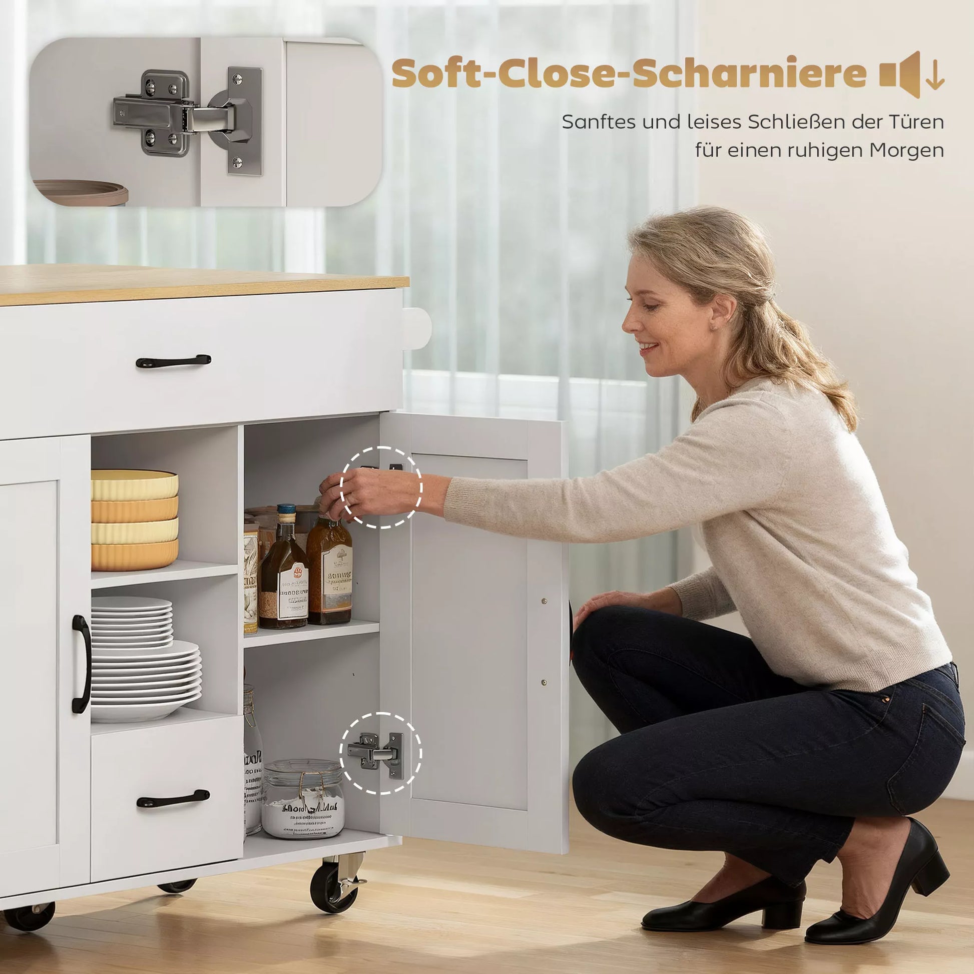 Kompaktiška virtuvės salelė su ratukais, prailginamu stalviršiu, švelniai užsidarančiomis durelėmis, stalčiais ir rankšluosčių laikikliu. Pagaminta iš baltos MDF plokštės.