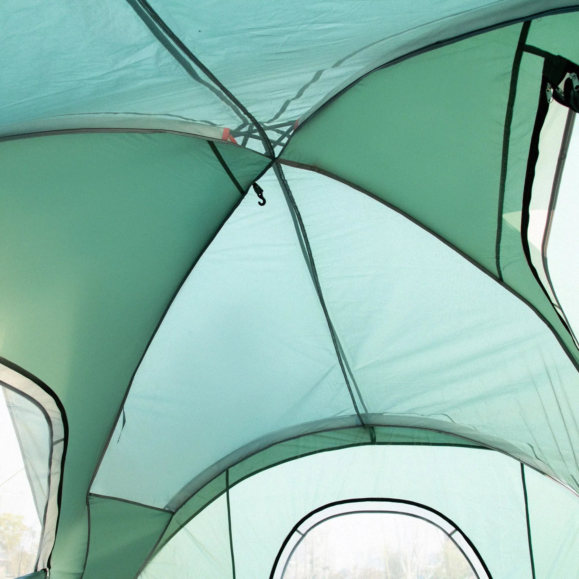 Kempingo palapinė 5–6 asmenims, šeimos palapinė, lempų kabliai, šoninės kišenės, 4,55 x 2,3 x 1,8 m, žalia/juoda