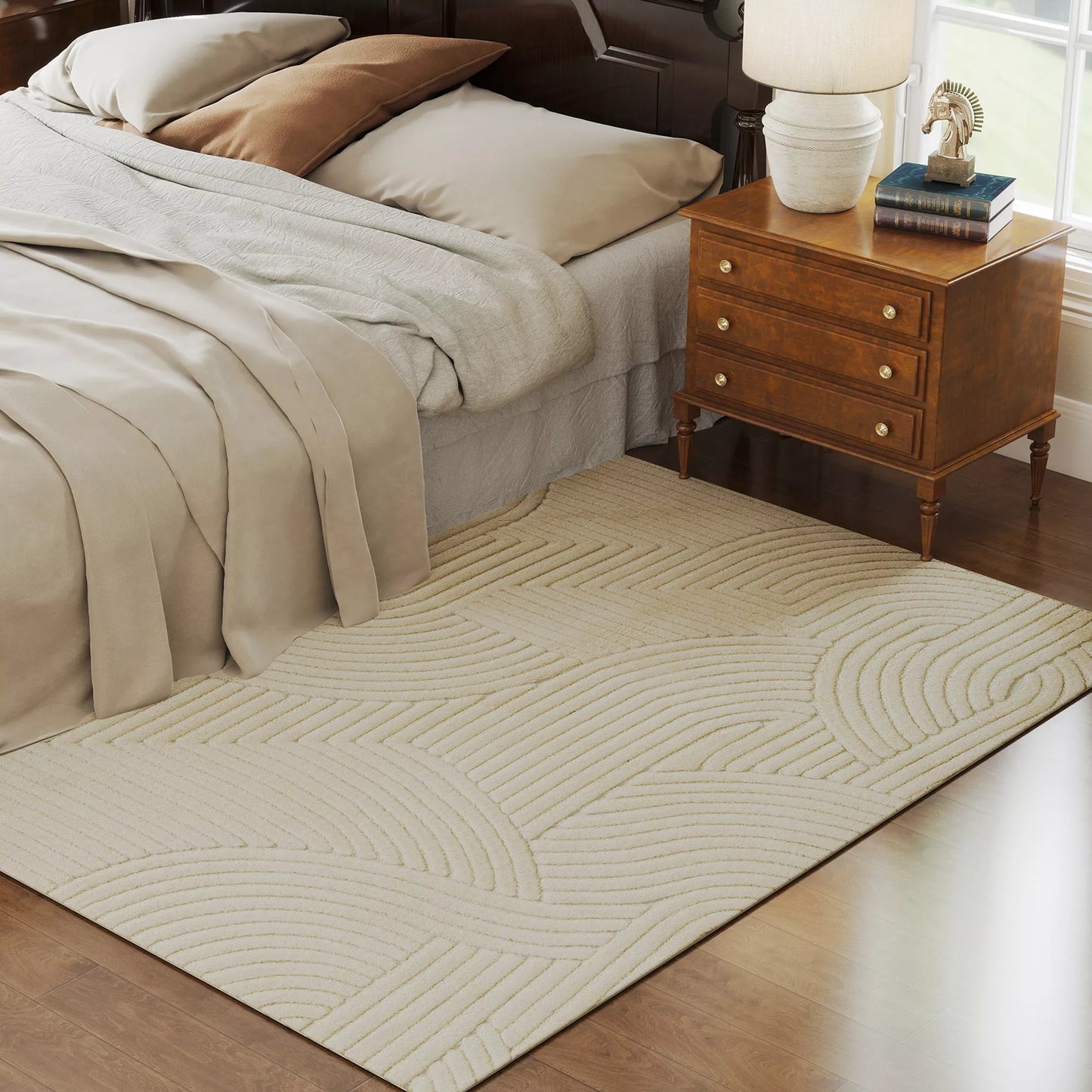 Mašininio audimo kilimas, 15 mm aukščio, universalus, neslystantis, kreminės baltos spalvos