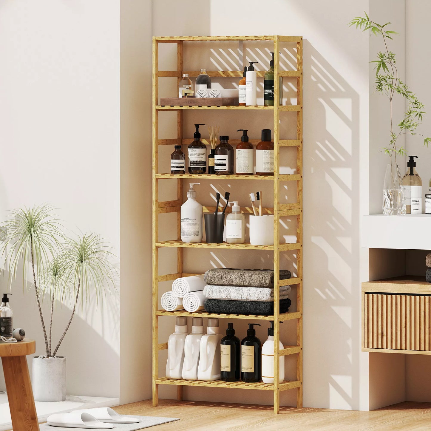 6 lygių bambuko medžio lentynos, reguliuojami lentynų aukščiai, laisvai stovinti lentynų sistema, natūralaus medžio