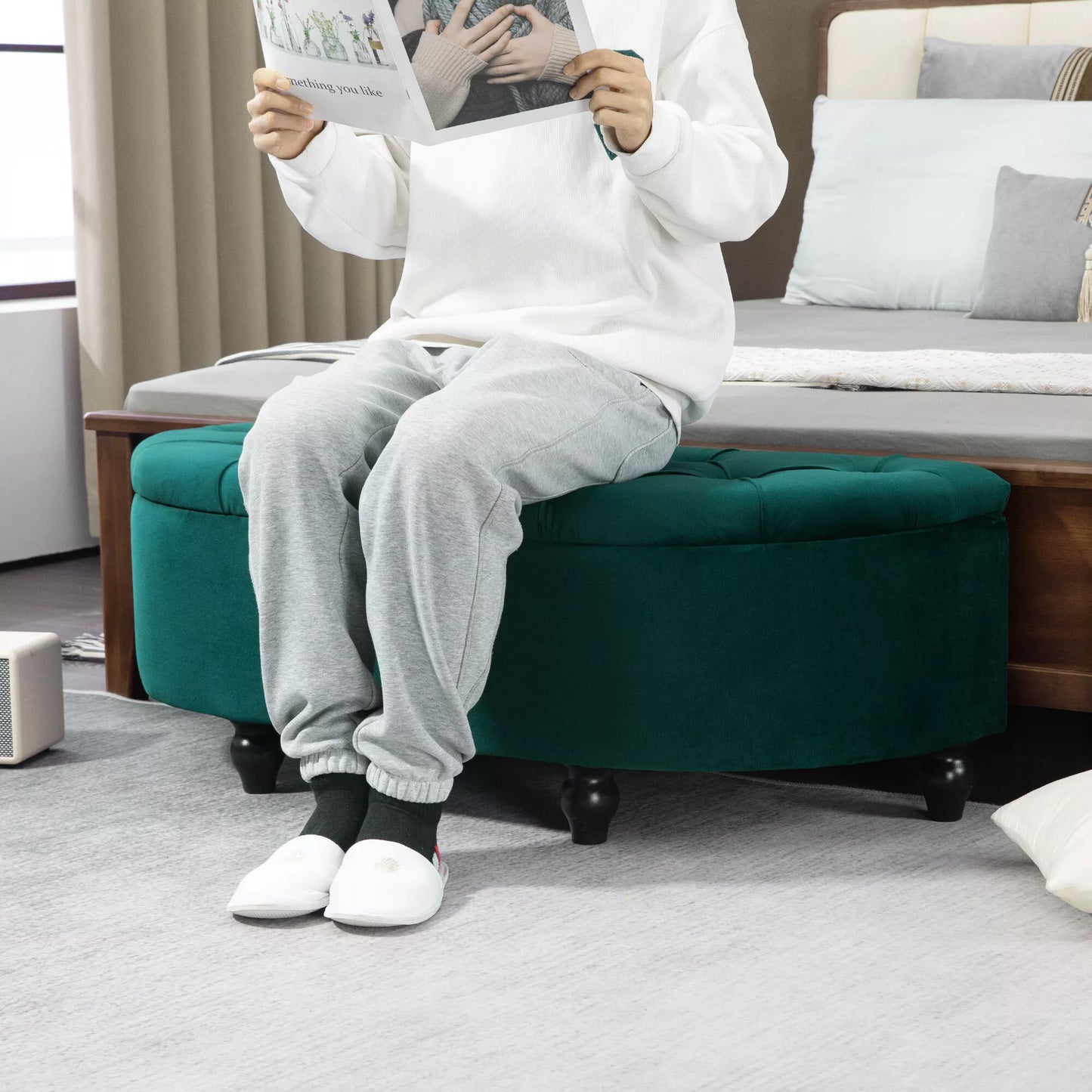 Pufas su daiktadėže, minkštas, lėtai užsidarantis dangtis, aksomo išvaizda, 120 x 46 x 42 cm, tamsiai pilkas