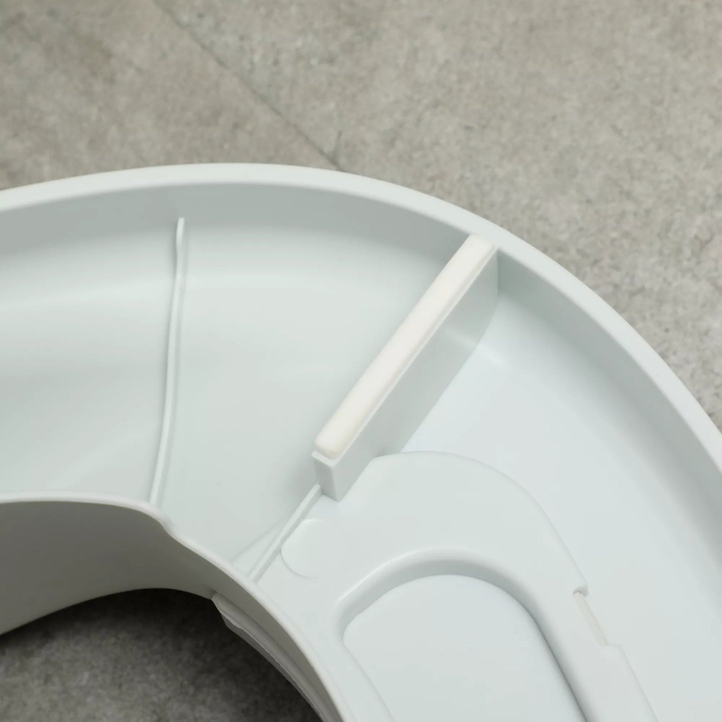 Vaikiškas puodukas, 3-in-1, nuimamas priedas, dirbtinės odos sėdynės paminkštinimas, maks. 50 kg, Pilka