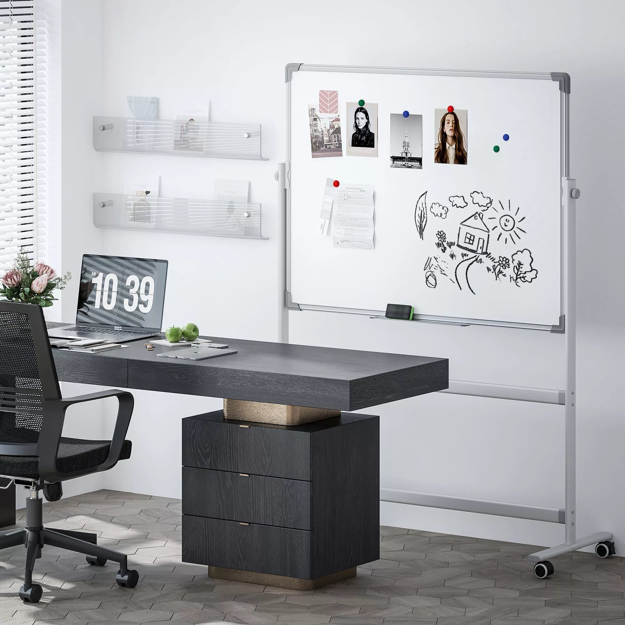 Balta lenta, 120 x 90 cm, magnetinė, pasukama, mobilioji, su žymekliu ir kempine, metalinis rėmas, balta
