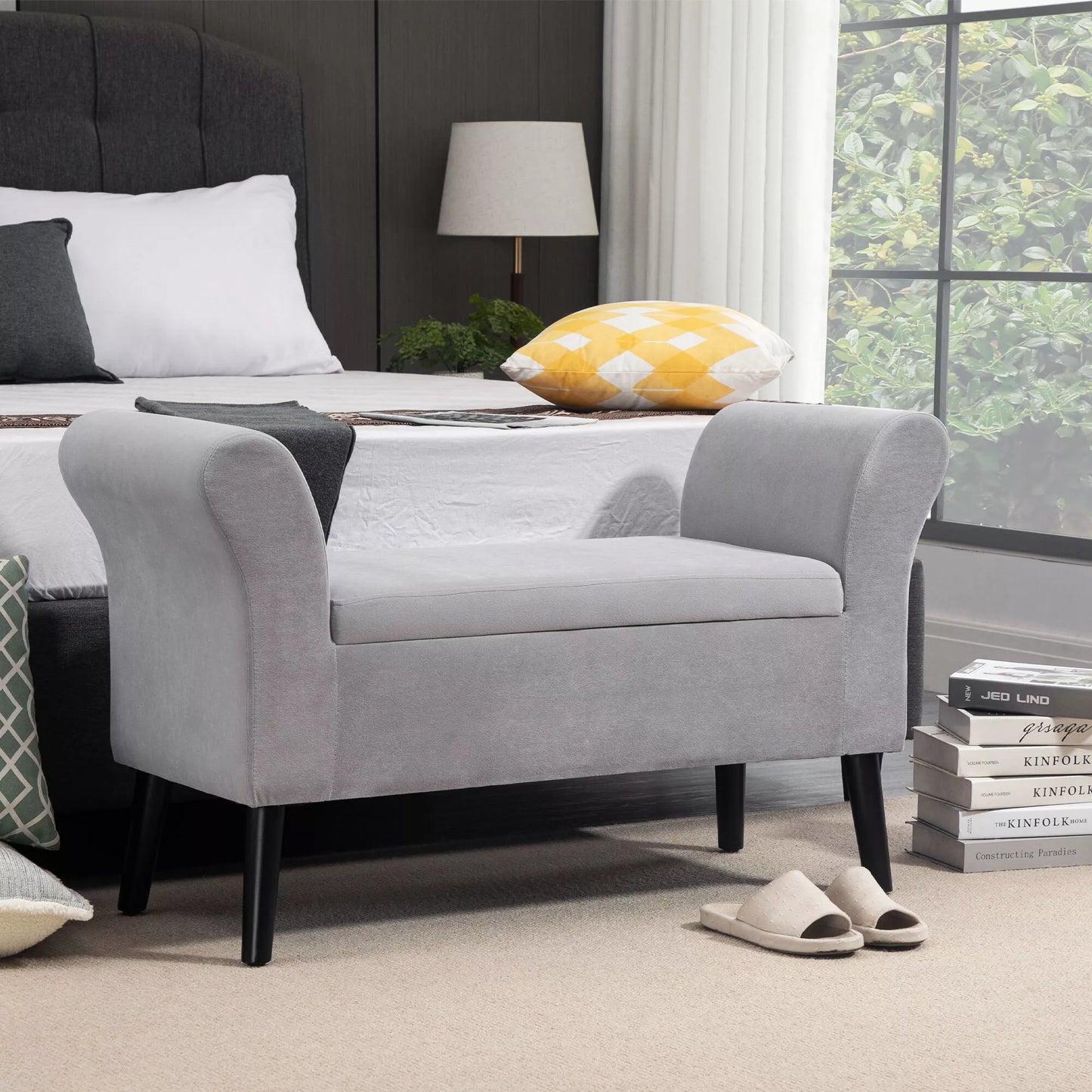 Minkštas suolas su daiktadėže, suolas-skrynia su porankiais, 46 cm sėdimojo aukščio, veliūro poliesteris, 111,5 x 41 x 65 cm, šviesiai pilkas