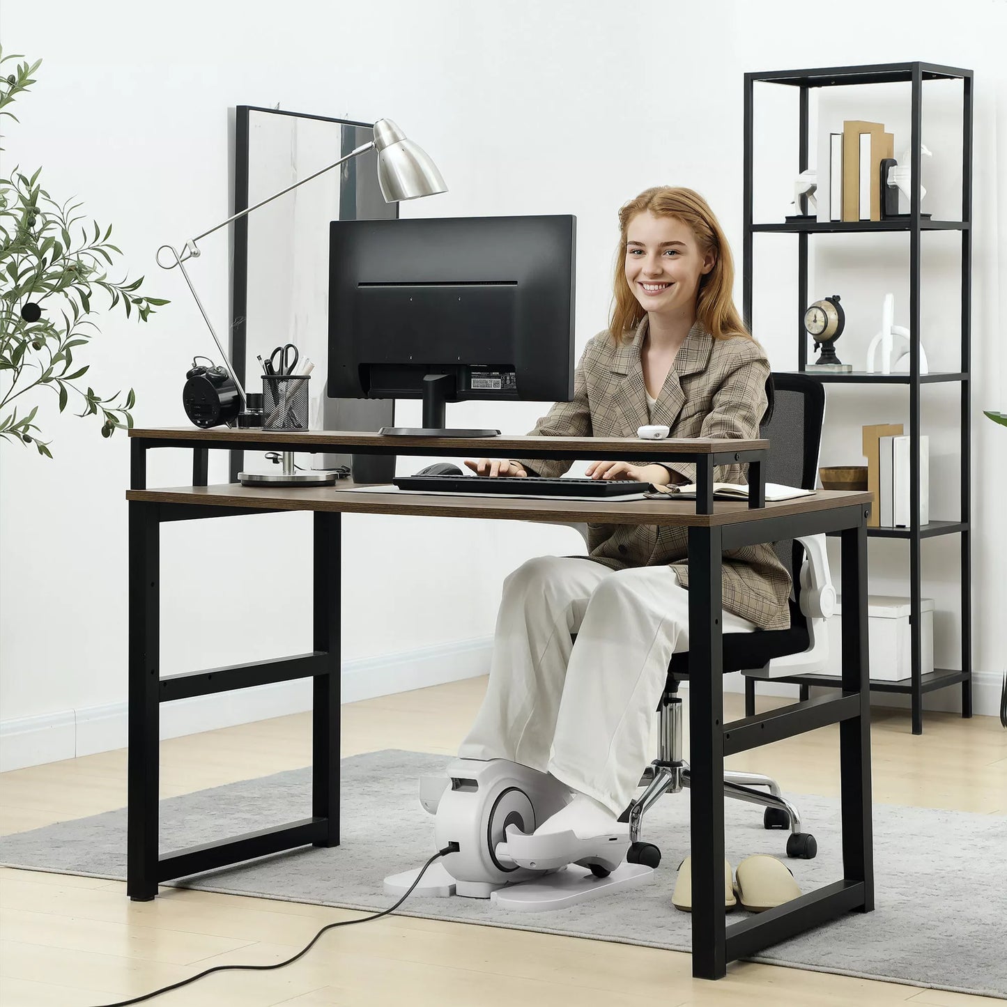 Sėdimojo treniruoklio, mini elipsinio treniruoklio su LCD monitoriumi, nuotolinio valdymo pultu, 10 reguliuojamų greičio lygių, baltos spalvos