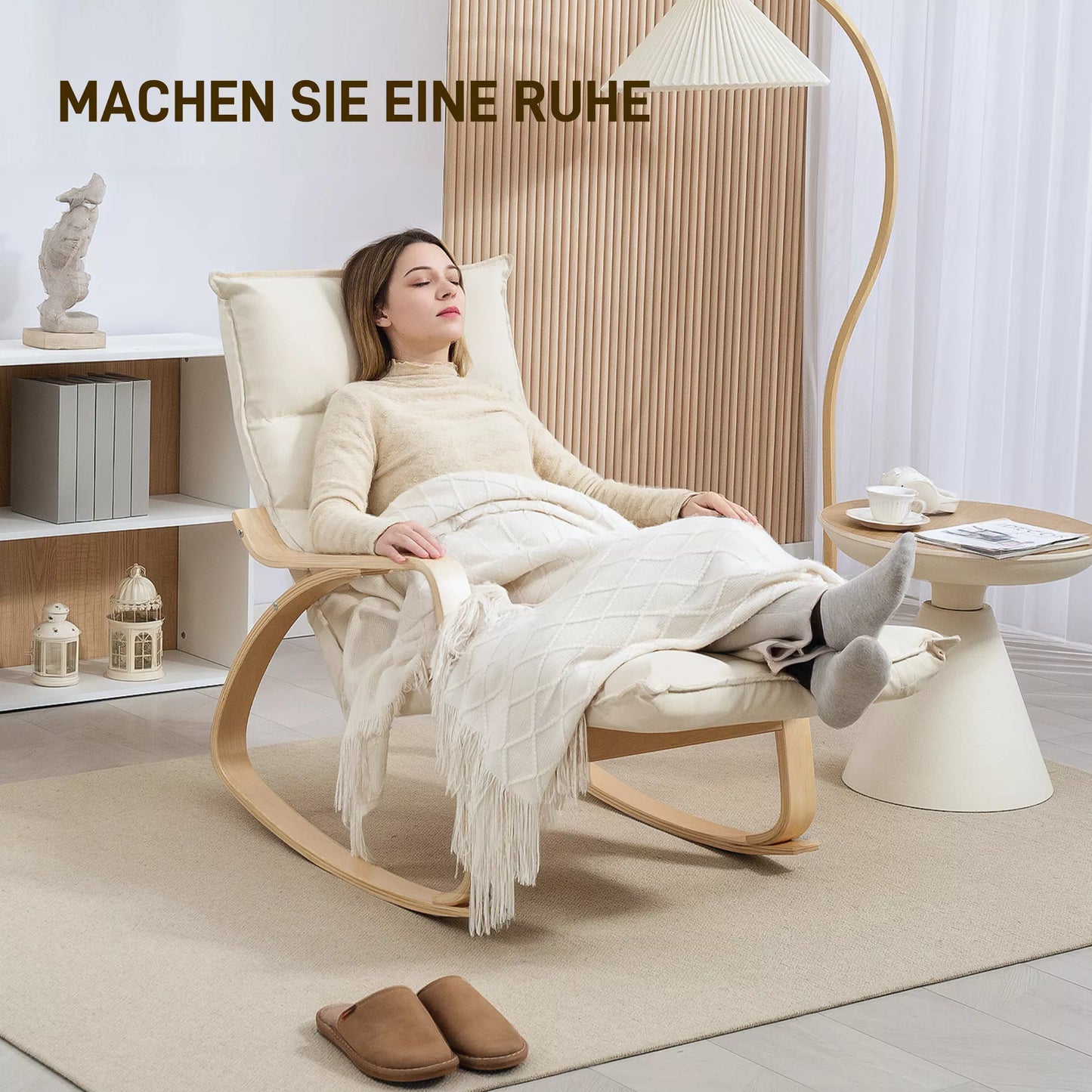 Paminkštintas supamasis krėslas, poilsio krėslas su porankiais ir plieniniu rėmu, tinkamas svetainei, miegamajam, kreminės baltos spalvos