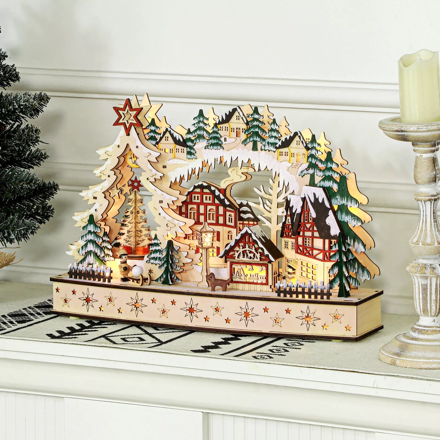 Kalėdinis kaimelis žiemos stebuklų šalyje, 20 LED lempučių, daugiasluoksnis, natūralaus medžio, 45 x 12 x 30 cm