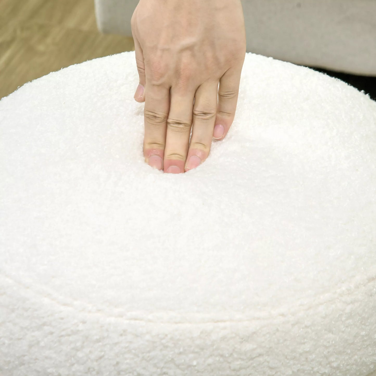 Apvali taburetė, Teddy vilnos audinio, iki 120 kg, Ø 40x45 cm, kreminės baltumo