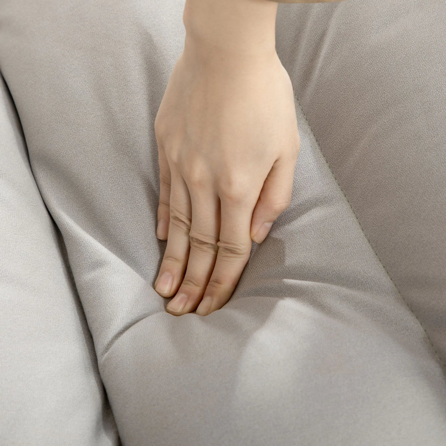 Fotelis, besisukantis, reguliuojamo atlošo, odos imitacijos, plieninis rėmas, šviesiai pilkas, 62 x 70 x 95 cm