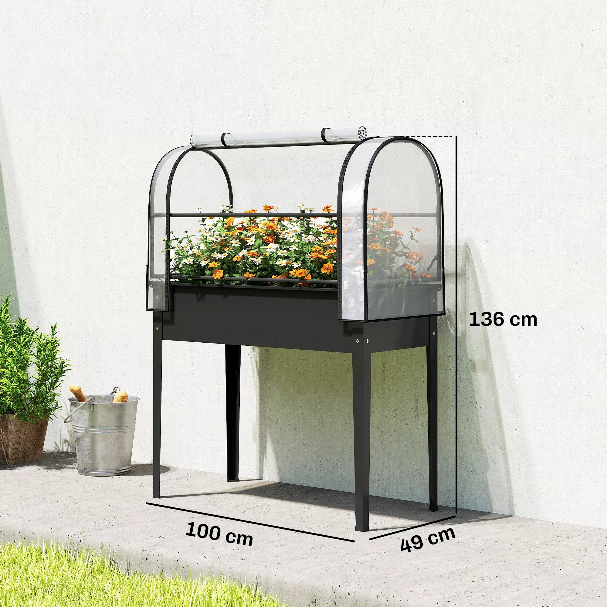 Aukšta pakelta metalinė lysvė su permatoma šiltnamio danga 100x49x136 cm – juoda