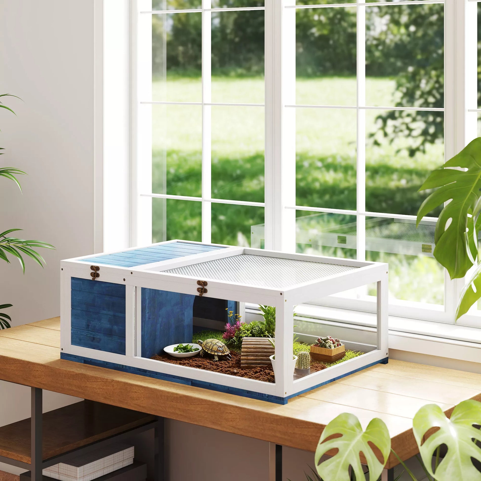 Medinis vėžlių namelis Vėžlių aptvaras su pagrindiniais nameliais, atverčiamu viršumi, 91x60,5x32 cm, mėlynas