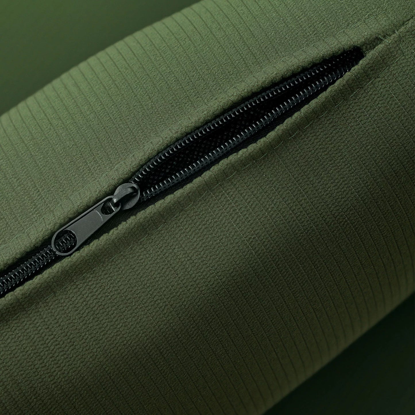 Modernus fotelis, paminkštintas akcentinis krėslas su juosmens atrama, žalias