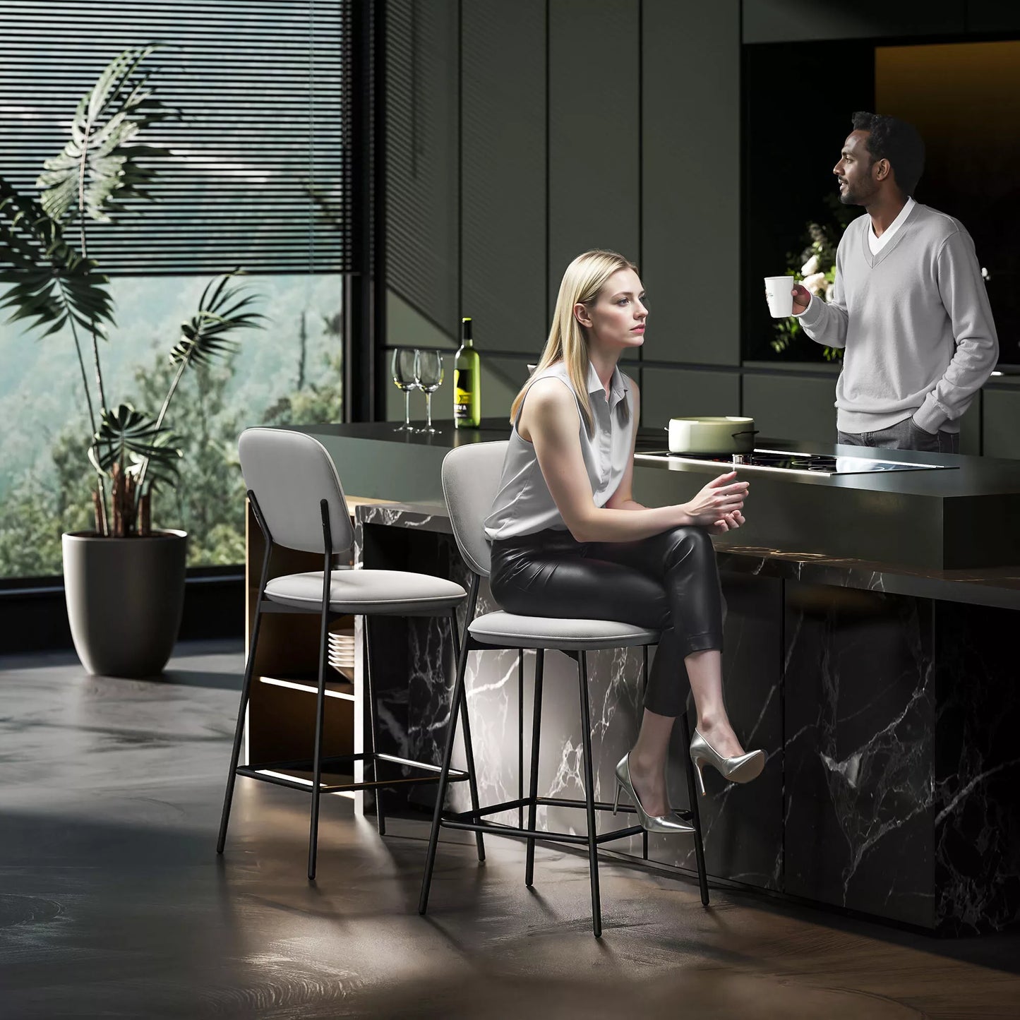 Baro kėdžių komplektas, 2 vnt. minkštų kėdžių su aksomo užvalkalu ir pakoju, plienas ir aksomas, 45x49x102 cm, šviesiai pilka