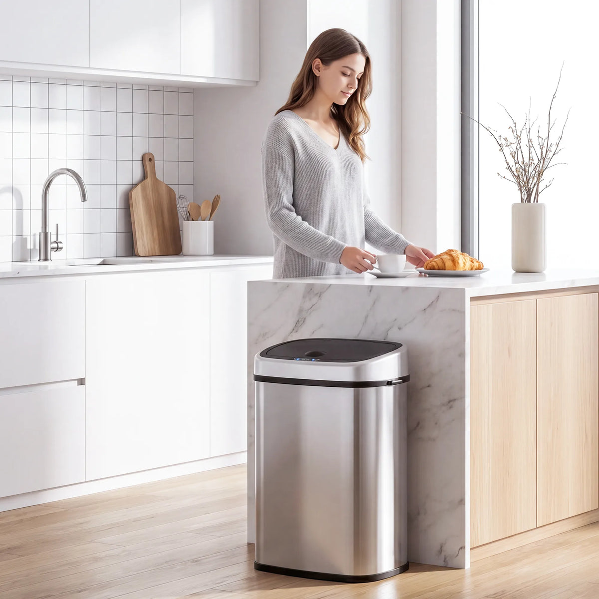 Automatinė šiukšliadėžė su jutikliu 58 L, sidabrinė