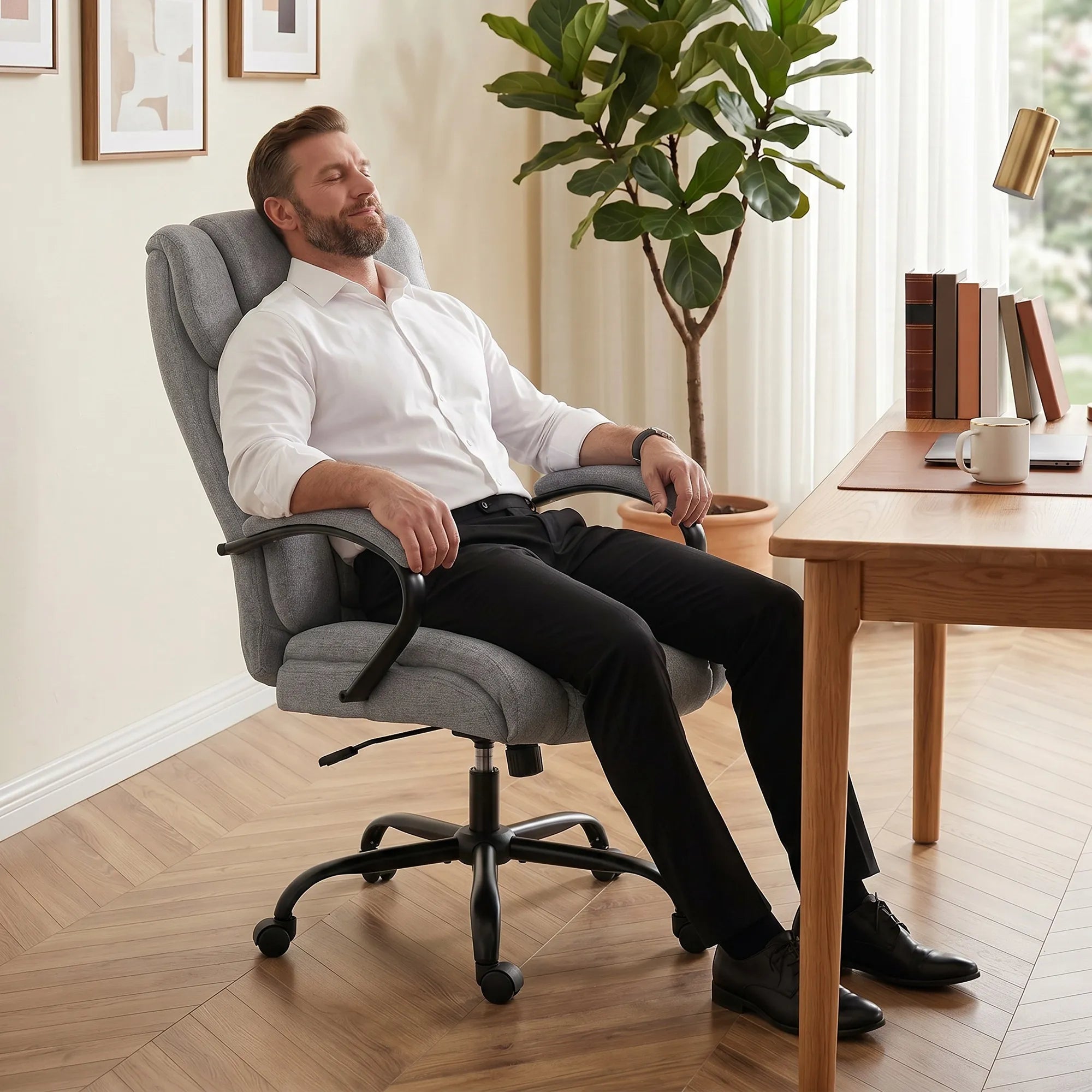 Biro kėdė ergonomiška iki 220 kg, šviesiai pilka