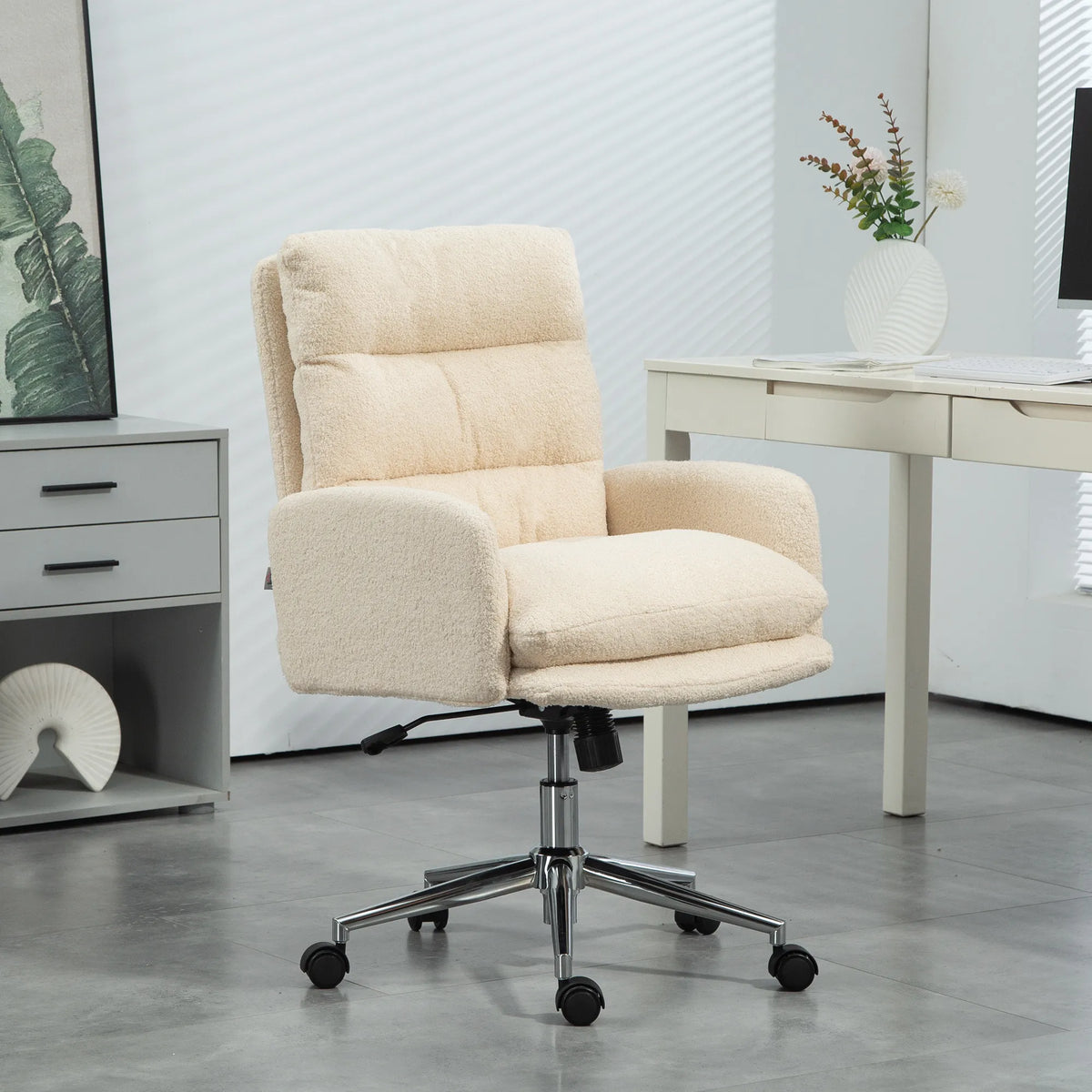 Biuro kėdė ergonomiška reguliuojamo aukščio, kreminės baltos spalvos