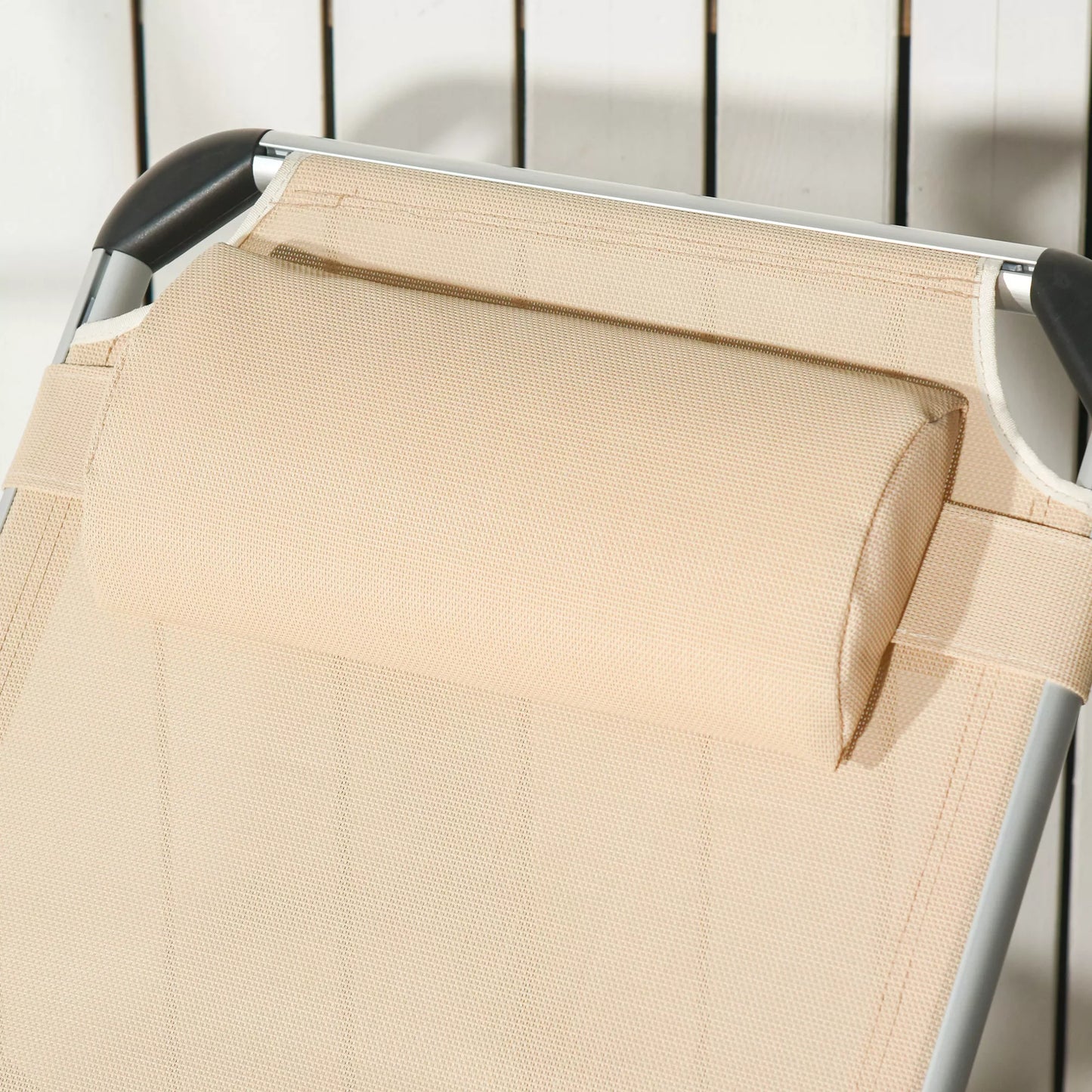 Sulankstomas gultukas su pagalvėle, ergonomiškas poilsio gultukas su 4 pakopų reguliuojama atlošu, aliuminio, atlaiko iki 120 kg, sodui, terasai, baseinui, paplūdimiui, smėlio spalvos