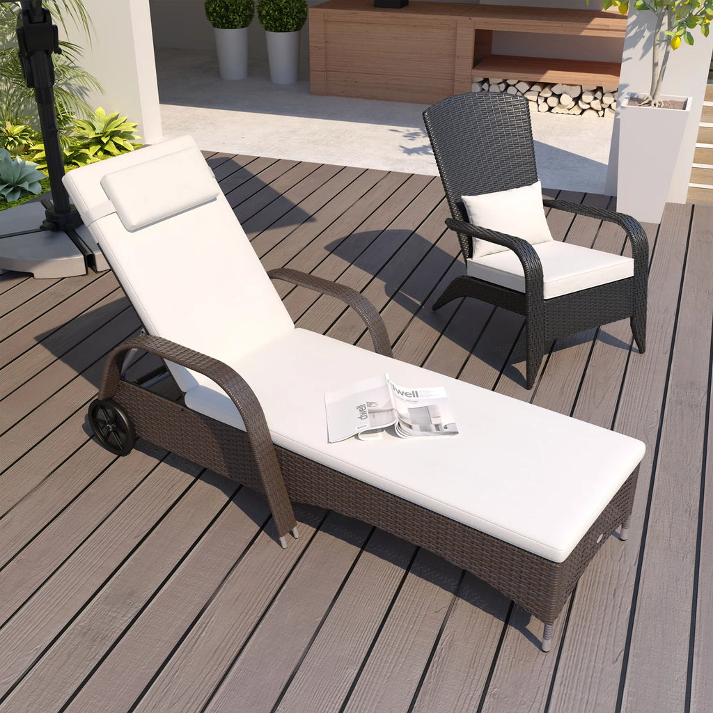 Saulės gultas Polyrattan sodo gultas su 5 pakopų reguliuojamu atlošu, paminkštintu užvalkalu, ratukais, pagalvėmis, 160 kg apkrova Poilsio gultas Sodo gultas, 200x73x30-103 cm, kavos rudos spalvos