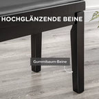 Blizgių gumimedžio kojų detalė iš arti