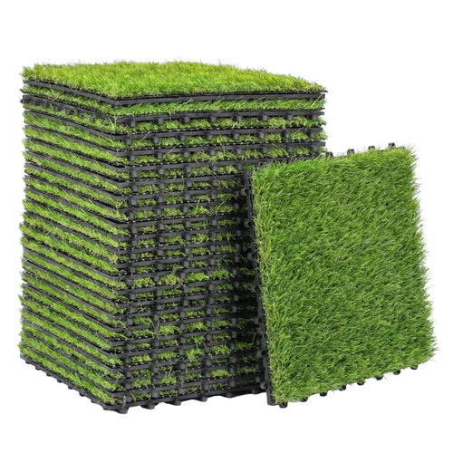 Dirbtinė žolė plytelėmis 30x30 cm su drenažo sistema – klojimas ant terasos