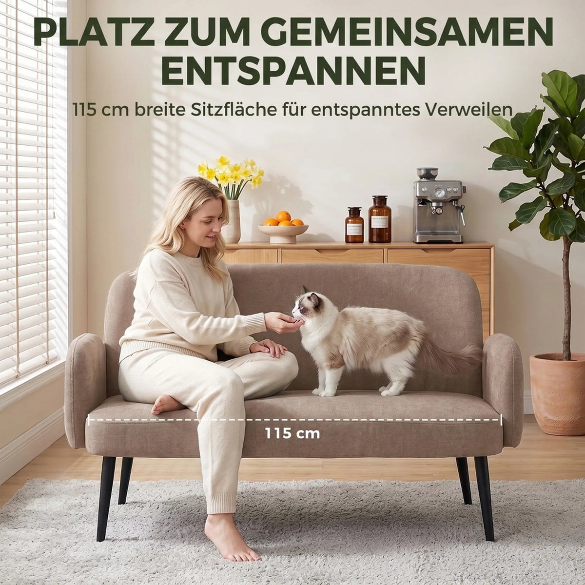 Dvivietė sofa, 132 cm, plati sėdimoji dalis, ruda