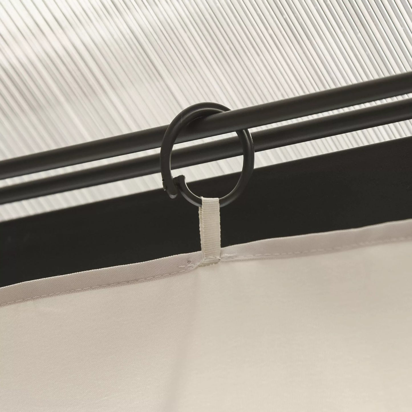 4 atsarginės užuolaidos 3x3 m paviljonams, tvirtos, skirtos strypams ir slydimo bėgeliui, su dviguba užtrauktuku, smėlio spalvos