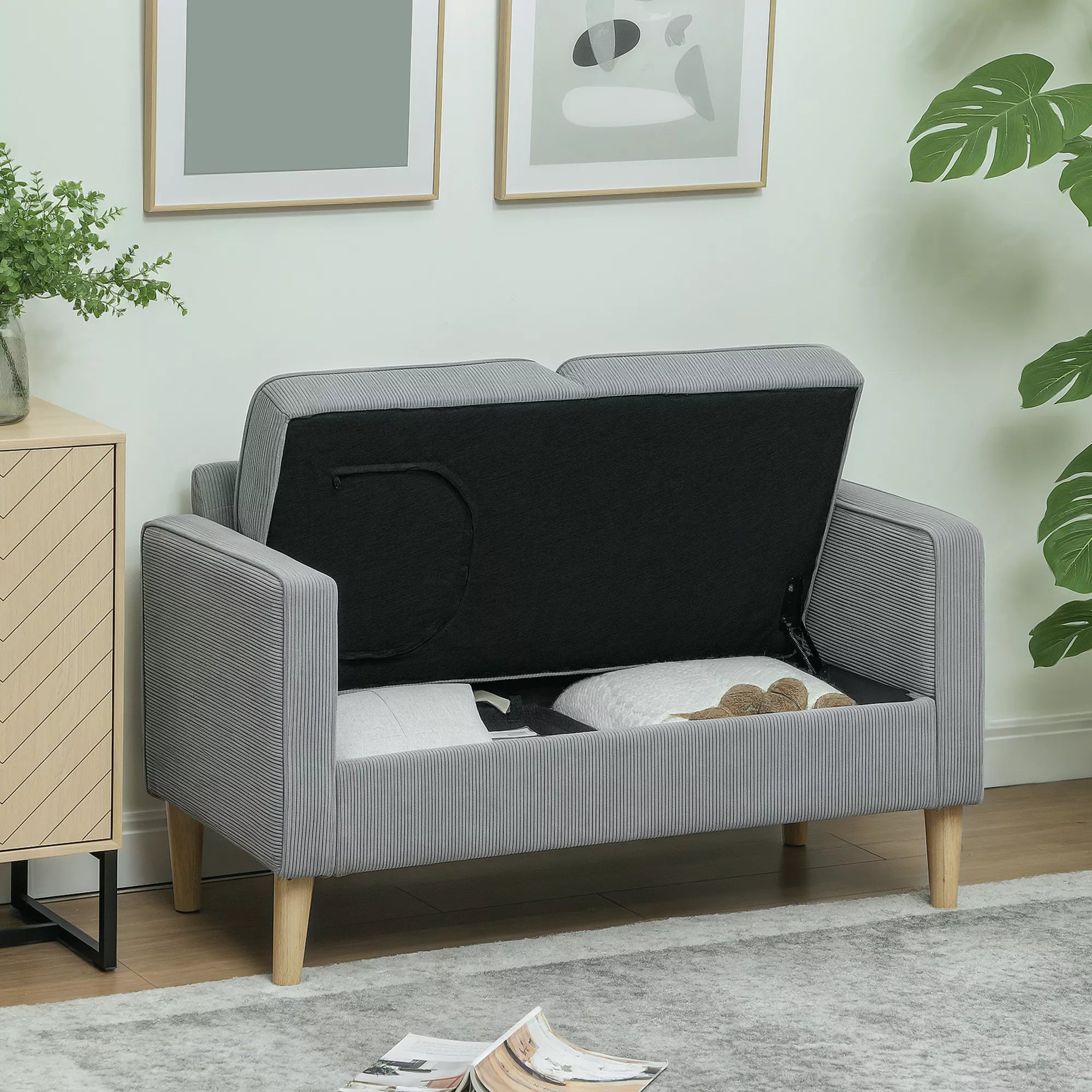 Dvivietė sofa su daiktadėže, šviesiai pilka