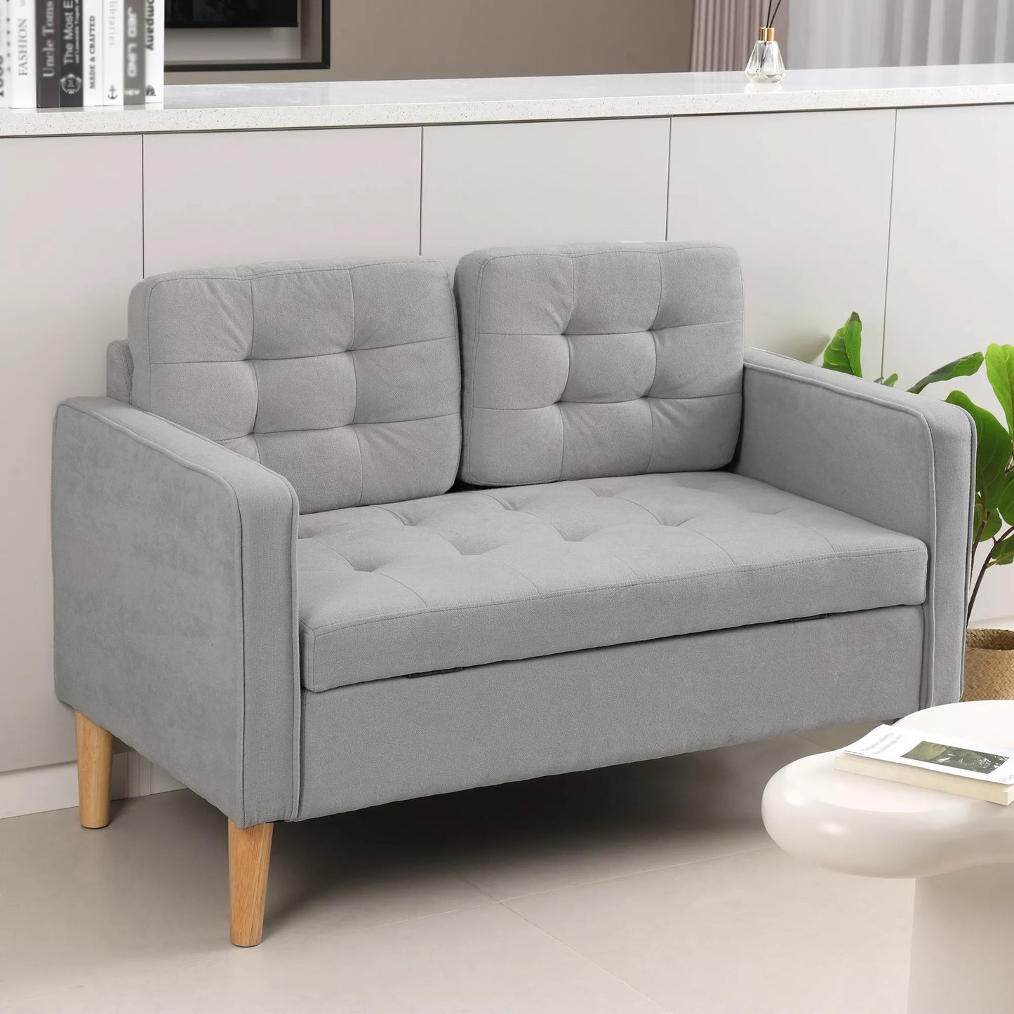 Dvivietė sofa su daiktų laikymo vieta, sagų siuvinėjimu, pagalvėlėmis, kaučiuko medžio mediena, 117x62x78 cm, šviesiai pilka