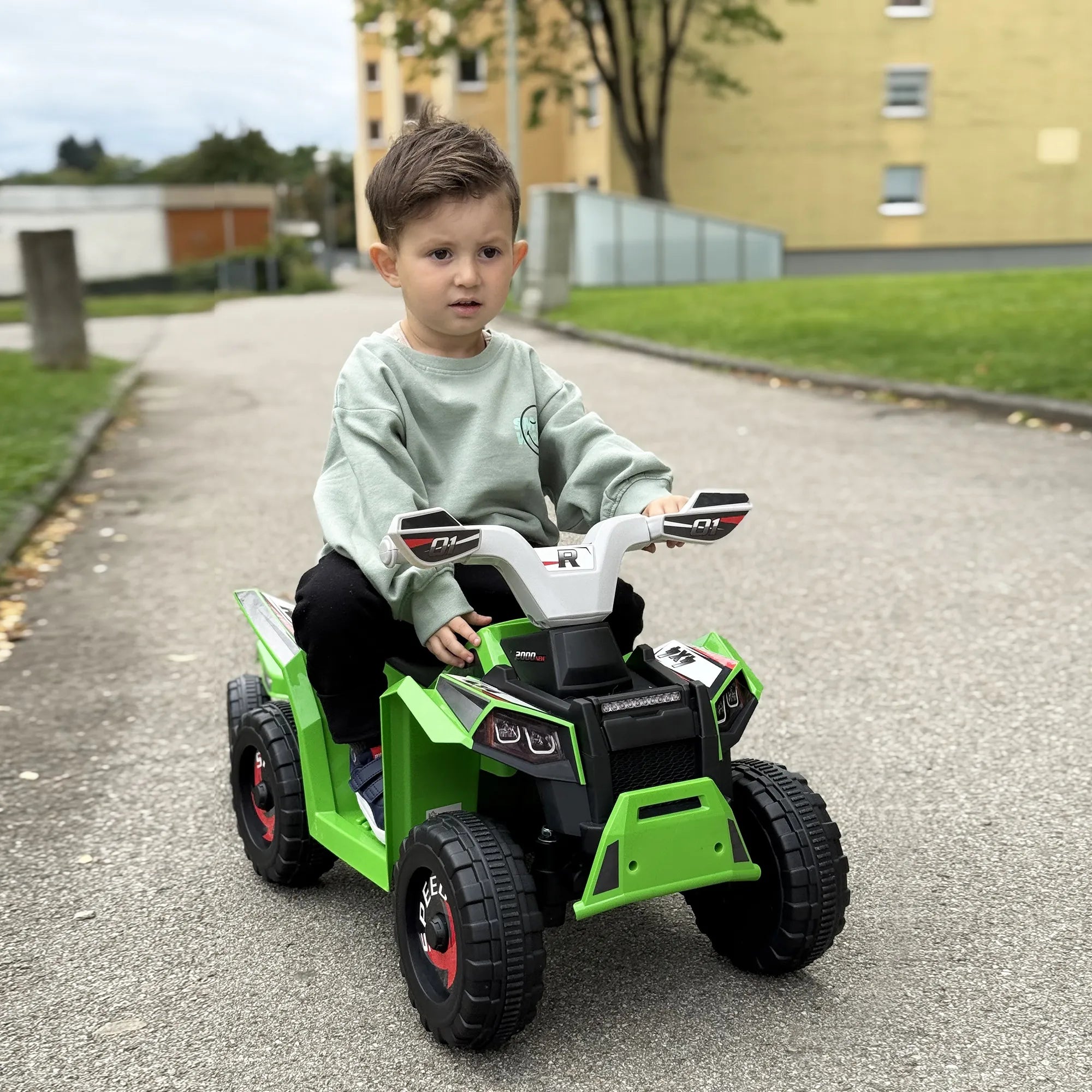 Elektrinis keturratis su priekaba, 25 kg, vaikams nuo 18 mėn., žalias