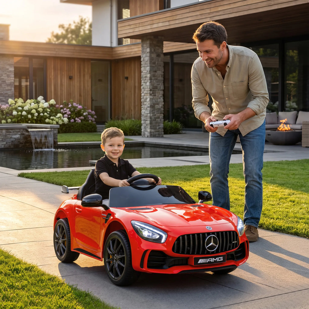 Elektromobilis Mercedes-Benz AMG GTR 3–6 metų vaikams, raudonas