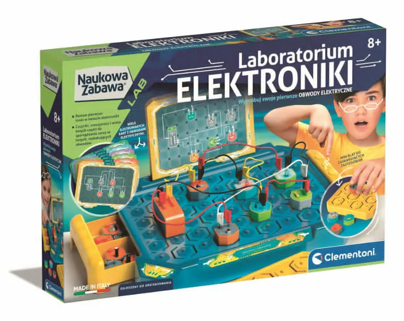 Priekinė pakuotės pusė su berniuko ir elektronikos plokštės nuotrauka