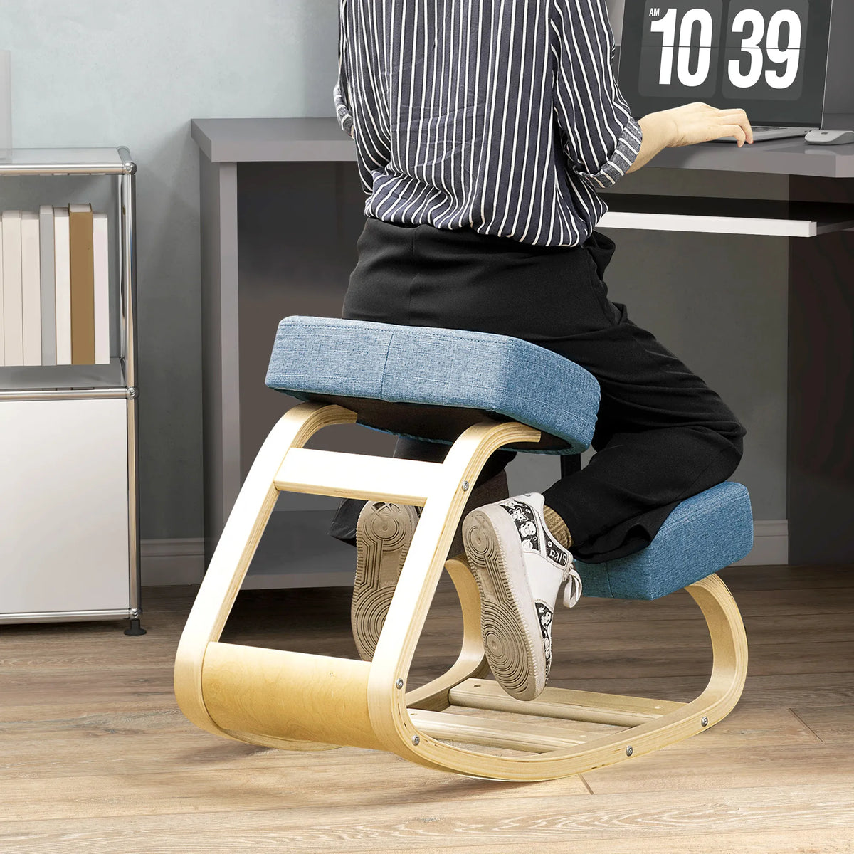 Ergonominė kėdė kelio atramai, reguliuojamo aukščio, iki 120 kg, mėlyna