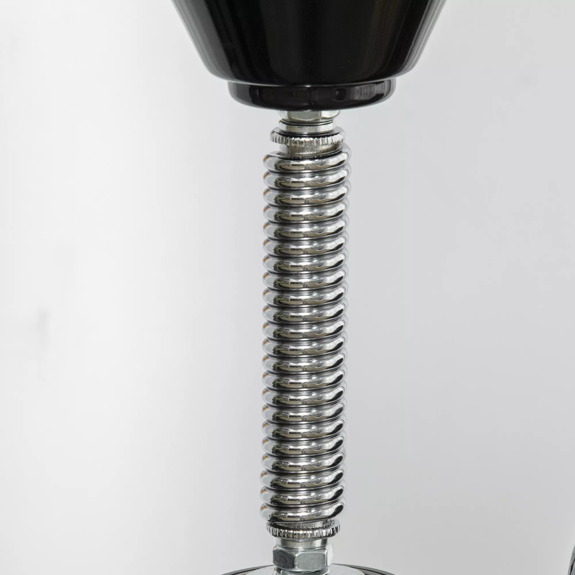 Aukščio reguliuojamas bokso kriaušė, pasukama 360°, su bokso pirštinėmis, juoda, 80,5 x 48 x 163–205 cm