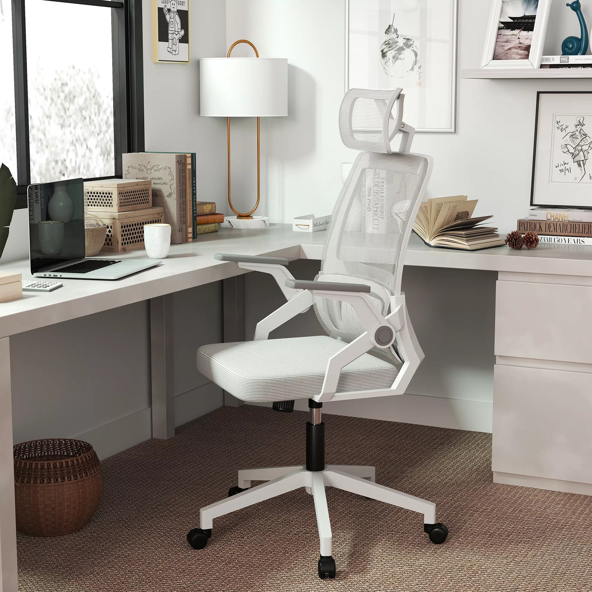 Biuro kėdė, darbinė kėdė, reguliuojamas aukštis, 1 galvos atrama, 58 x 61 x 119 cm. Juoda