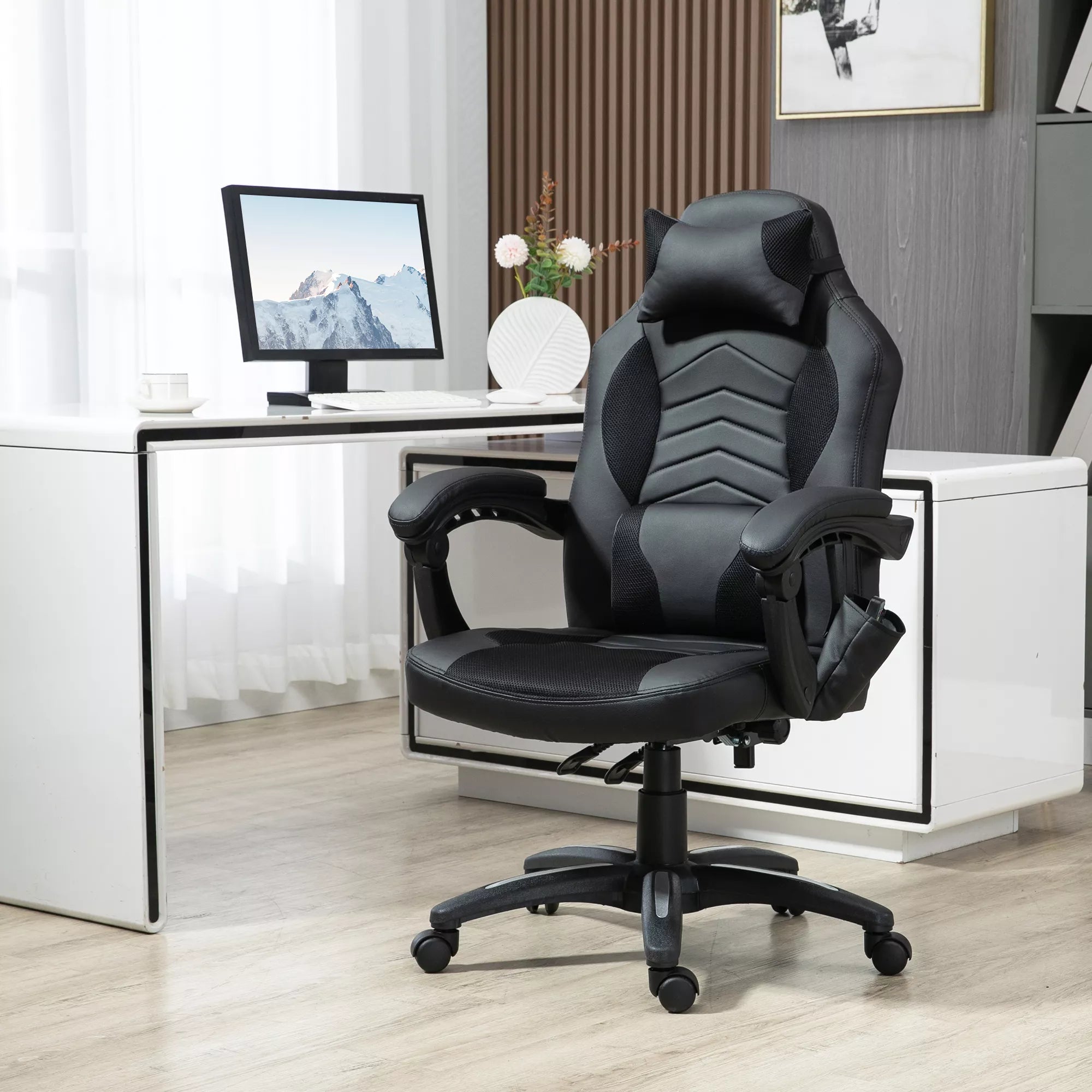 HOMCOM Biuro kėdė Masažinė kėdė su 6 vibracijos taškais Ergonomiška žaidimų kėdė su šildymo funkcija Dirbtinė oda Juoda 68 x 69 x 108-117cm