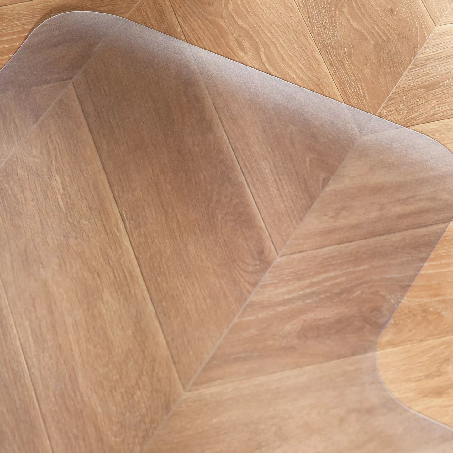 Kėdės kilimėlis kietoms grindims, 90 x 120 cm, neslystantis, permatomas. Grindų apsauga medienai ir plytelėms, skirta biurui ir namams.