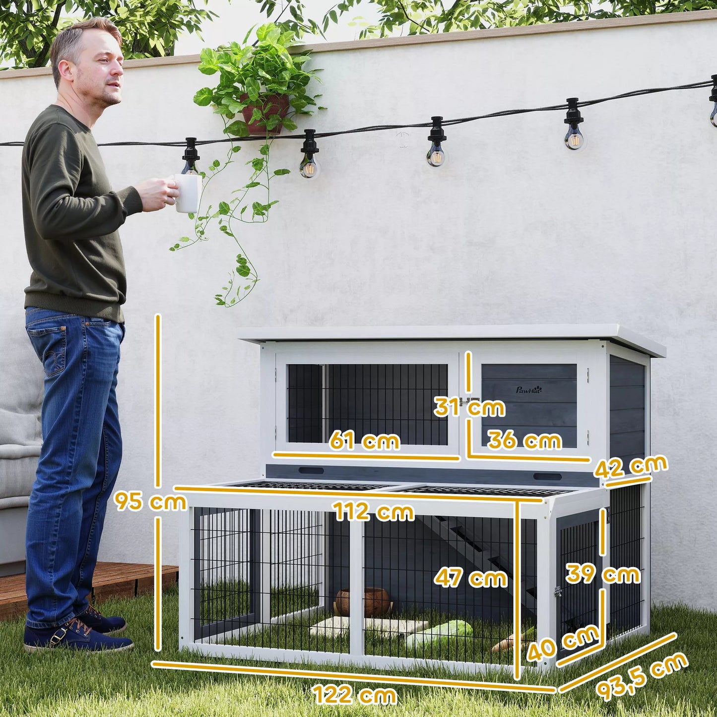 2 aukštų triušių narvas su atverčiamu stogu Triušių narvas iš masyvios medienos Žiemai pritaikytas dviejų aukštų namelis 122x95x93,5 cm Pilkos spalvos